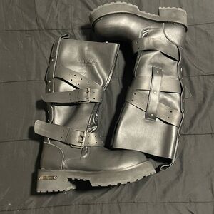 Balenciaga venom boots